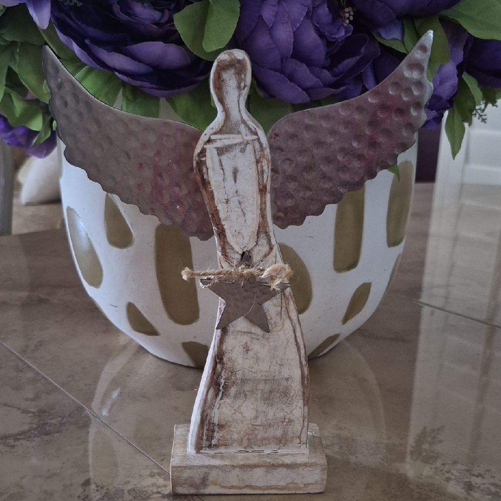 Neiman Marcus Rustic Angel Figurine with Silver Wings Nwot